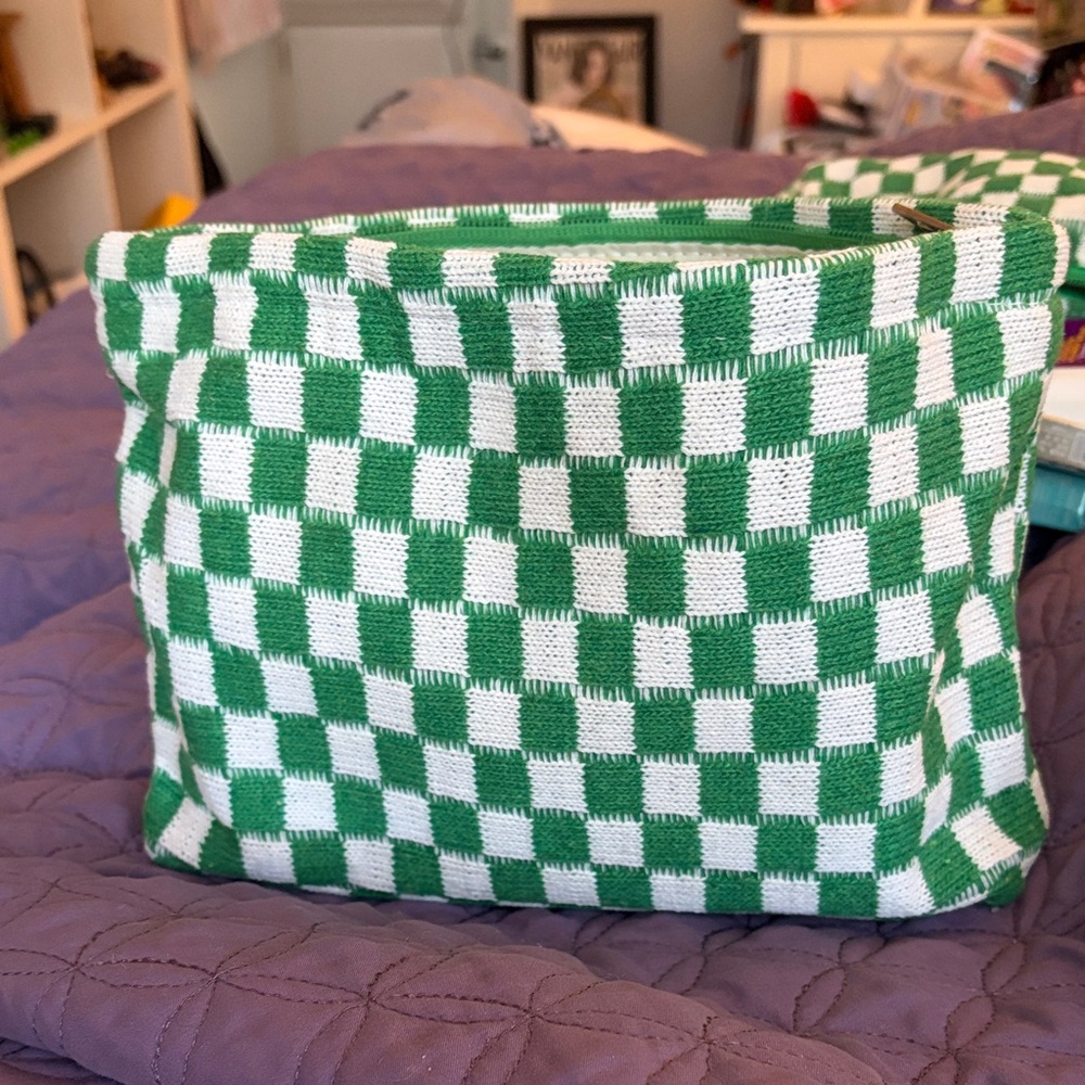 Large Green & White Checkered Knit Cosmetic Pouch